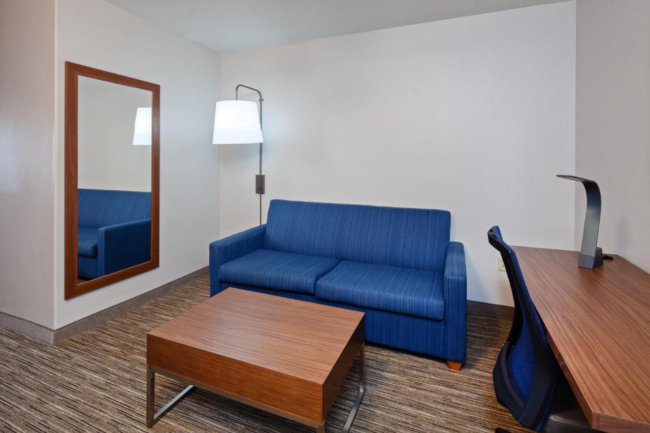 Holiday Inn Express & Suites Rancho Mirage - Palm Spgs Area By Ihg Exterior foto